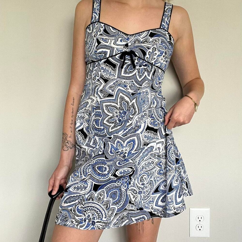 Lightweight Patterned Athletic Material Dress